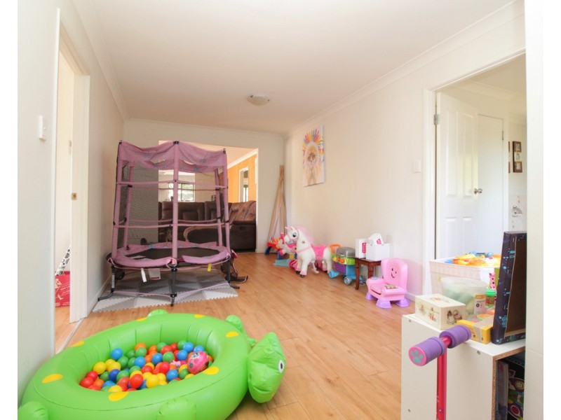 35 Baker Street, Emerald QLD 4720