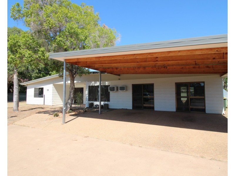 35 Baker Street, Emerald QLD 4720