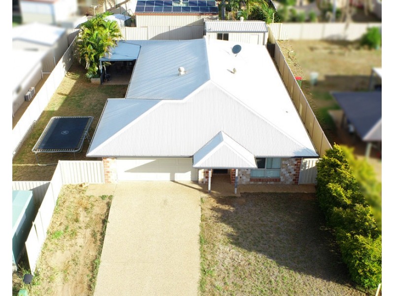 19 Berthun Street, Emerald QLD 4720