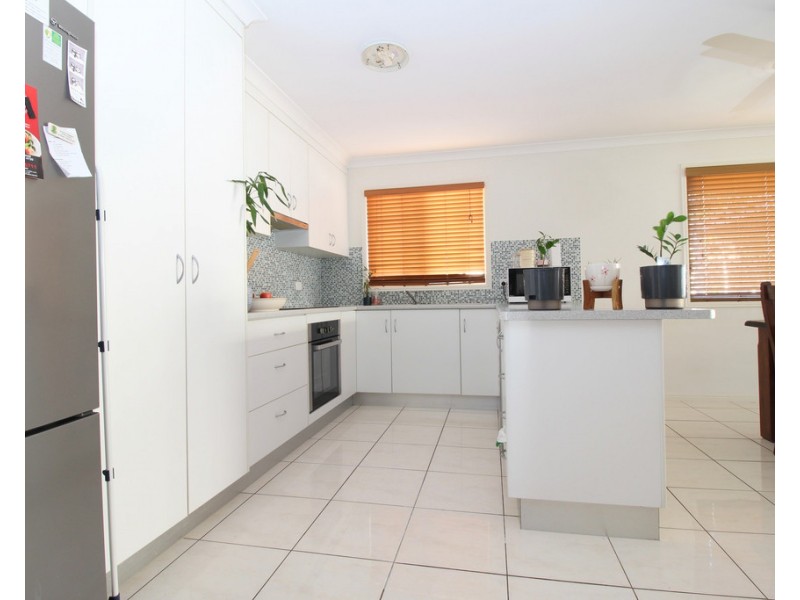 19 Berthun Street, Emerald QLD 4720