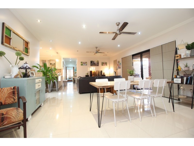 18 Berthun Street, Emerald QLD 4720