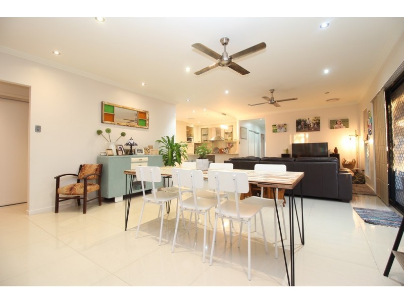 18 Berthun Street, Emerald QLD 4720