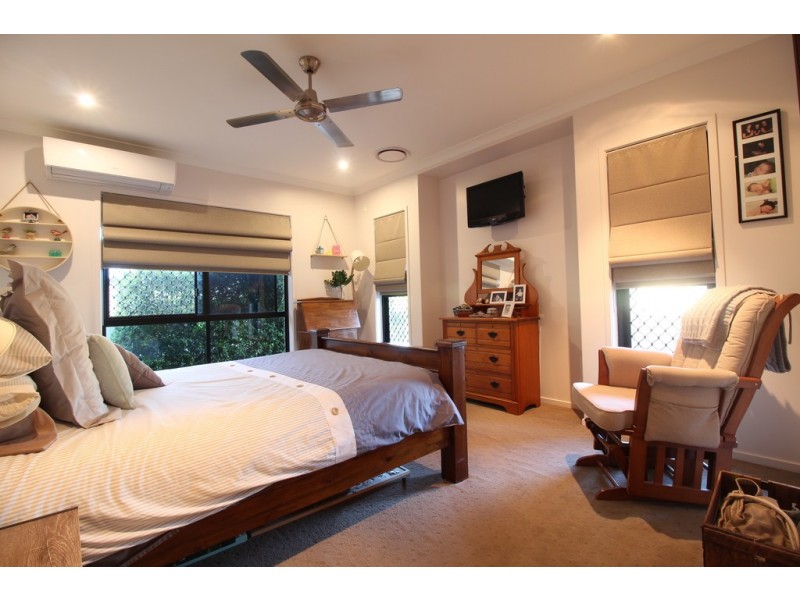 18 Berthun Street, Emerald QLD 4720