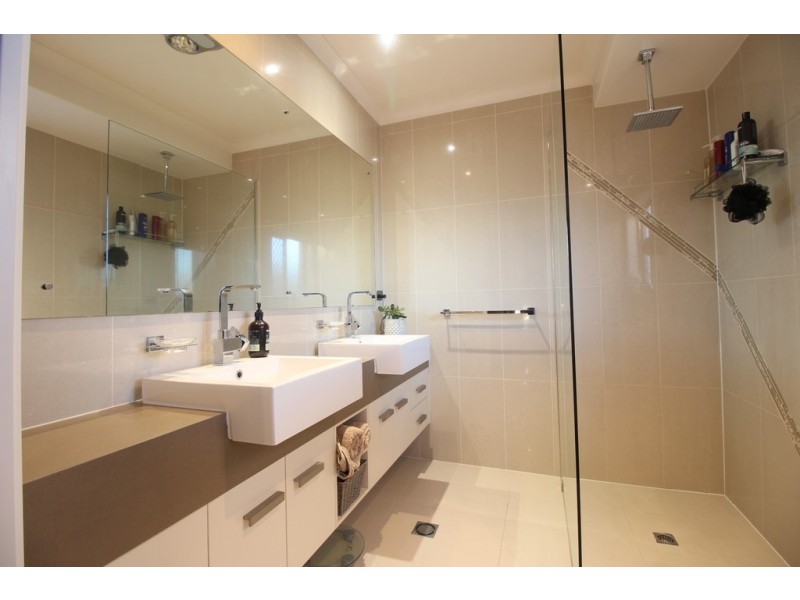 18 Berthun Street, Emerald QLD 4720