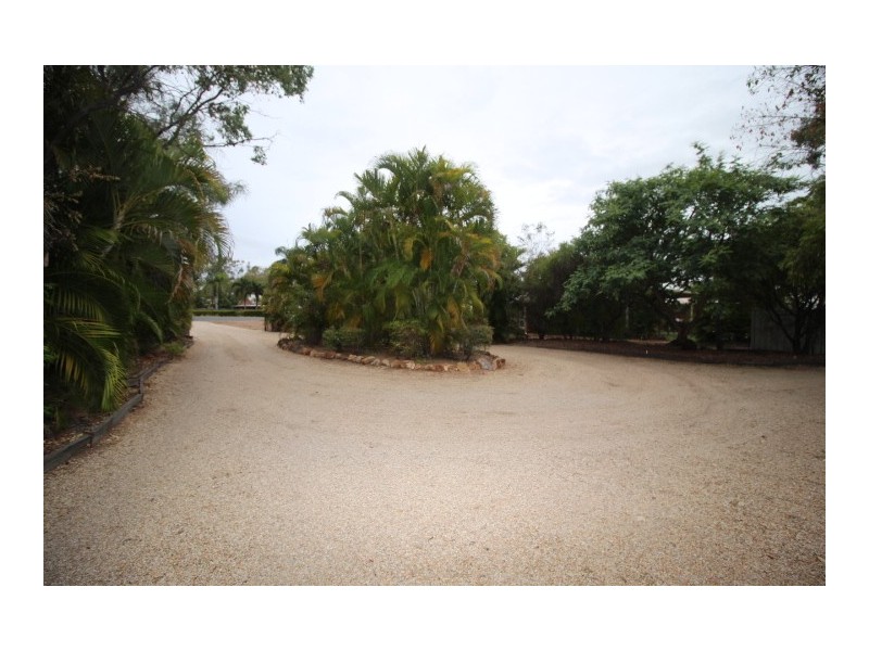 15 Batavia Court, Emerald QLD 4720