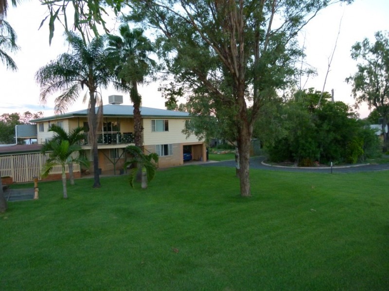 126 Caringal Road, Emerald QLD 4720