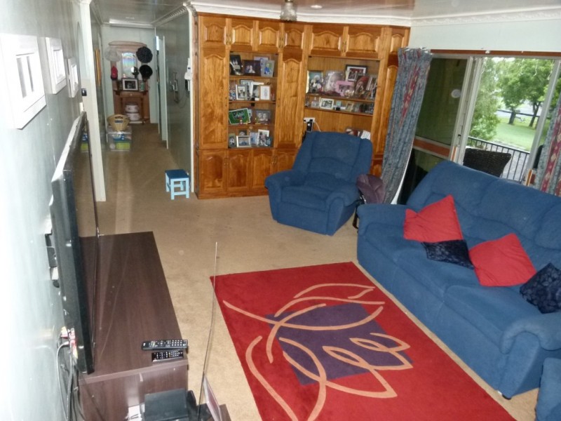 126 Caringal Road, Emerald QLD 4720