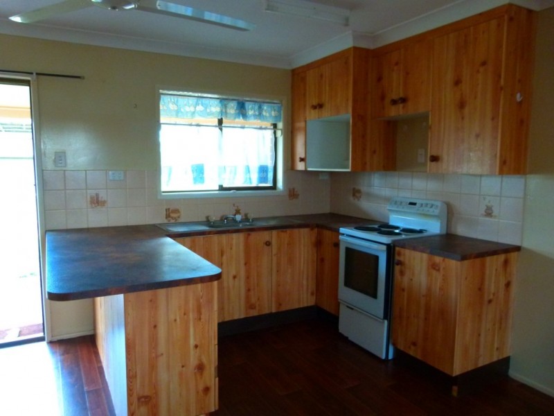 126 Caringal Road, Emerald QLD 4720