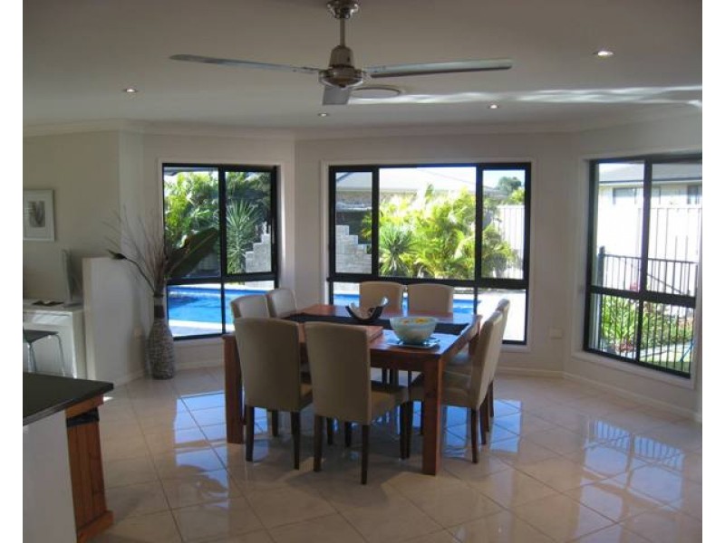 2 Vine Street, Emerald QLD 4720