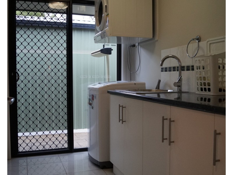 2 Vine Street, Emerald QLD 4720