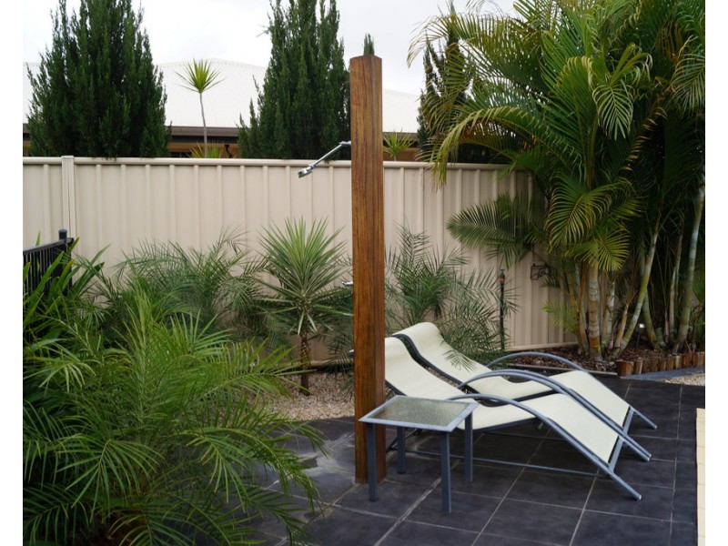 2 Vine Street, Emerald QLD 4720