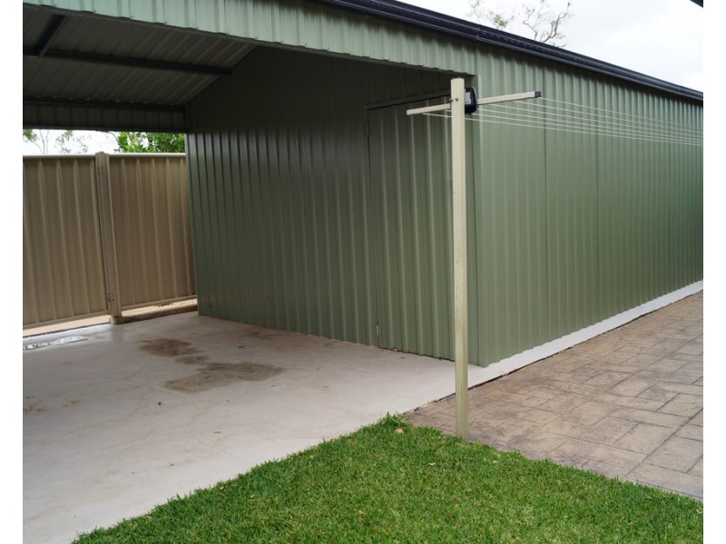 2 Vine Street, Emerald QLD 4720