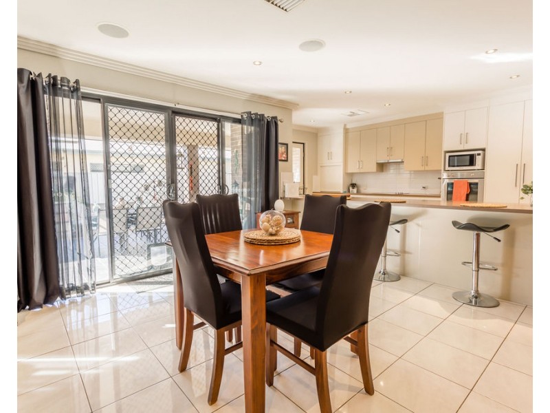 15 Glovar Street, Emerald QLD 4720