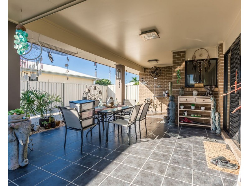 15 Glovar Street, Emerald QLD 4720