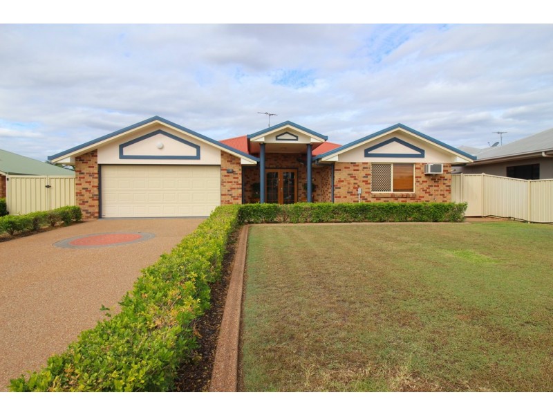 19 Haswell Street, Emerald QLD 4720