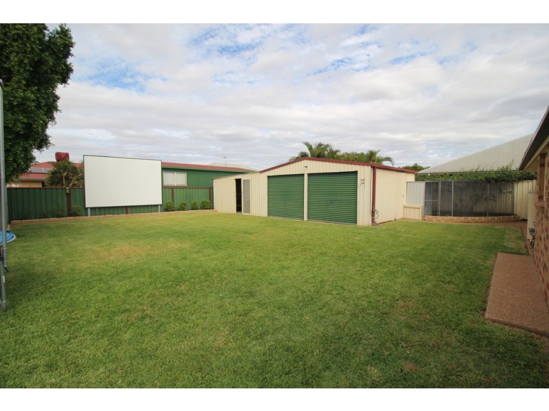 19 Haswell Street, Emerald QLD 4720