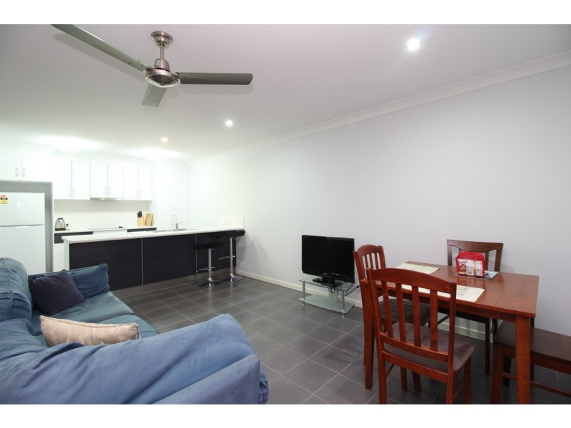 2/21 Moriarty Street, Emerald QLD 4720