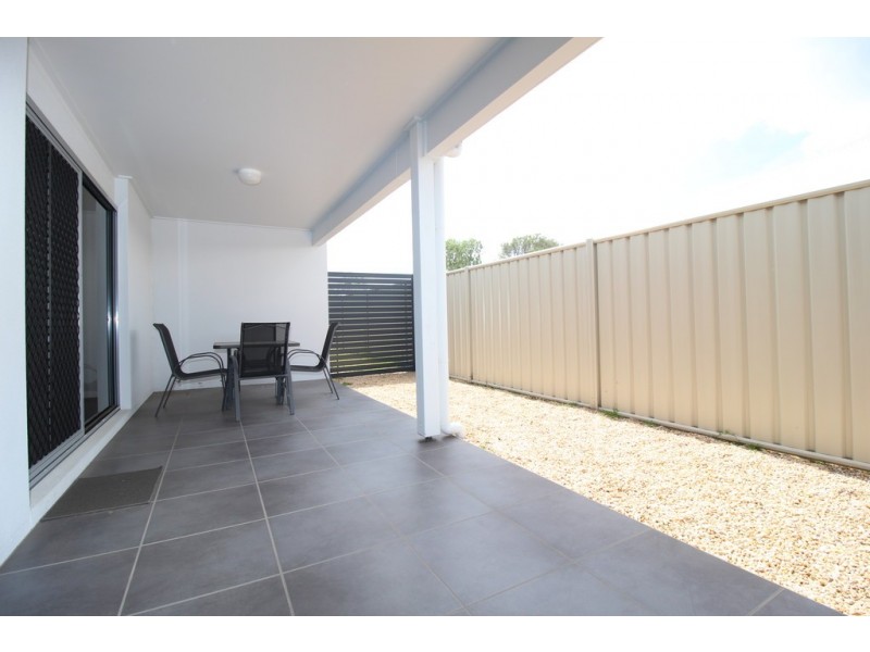 2/21 Moriarty Street, Emerald QLD 4720