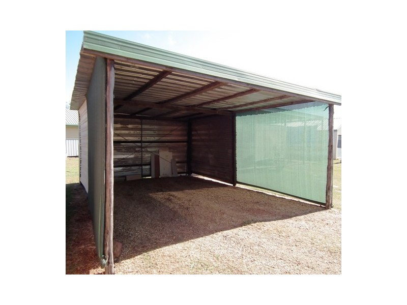 108 Rifle Range Road, Sapphire QLD 4702