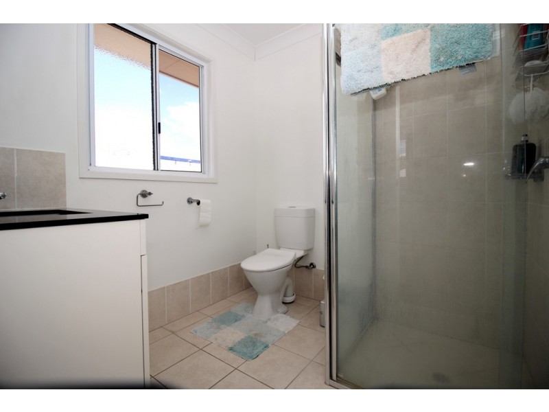 30 Newman Drive, Emerald QLD 4720