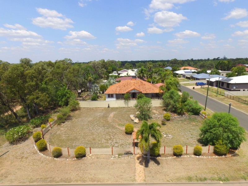 242 Borilla Street, Emerald QLD 4720