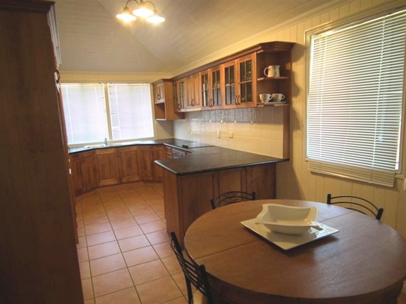 242 Borilla Street, Emerald QLD 4720