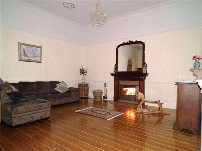 242 Borilla Street, Emerald QLD 4720