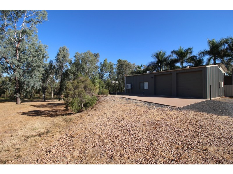 76 Slack Drive, Emerald QLD 4720