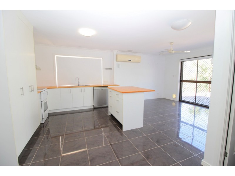 76 Slack Drive, Emerald QLD 4720