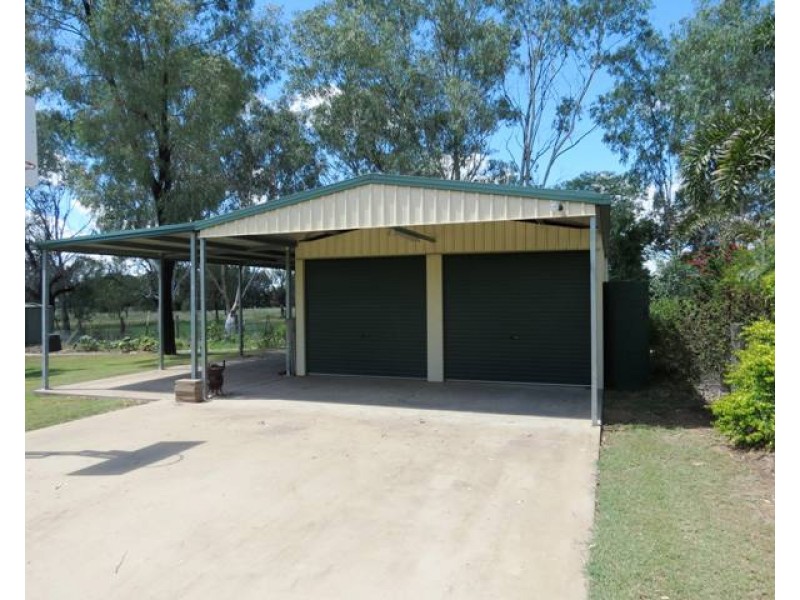 3 Country Lane, Emerald QLD 4720