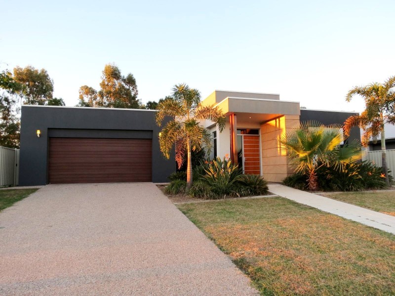 Emerald QLD 4720