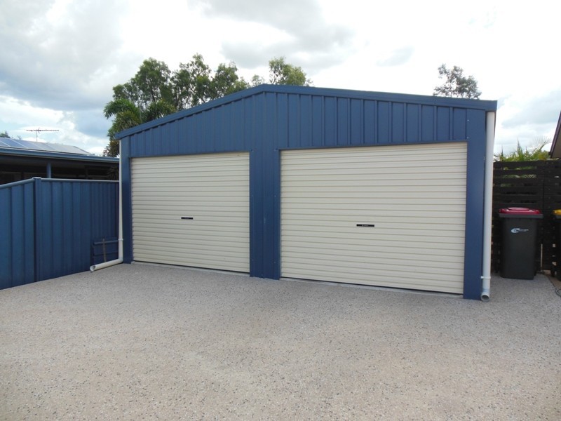 17 Vicki Close, Emerald QLD 4720