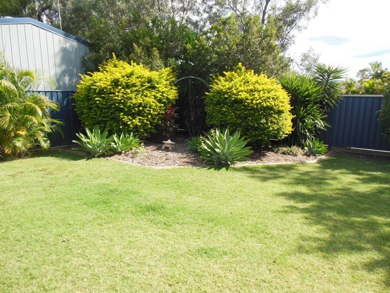 17 Vicki Close, Emerald QLD 4720