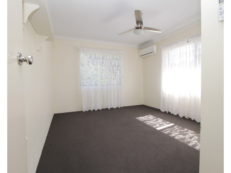 98 Anakie Street, Emerald QLD 4720