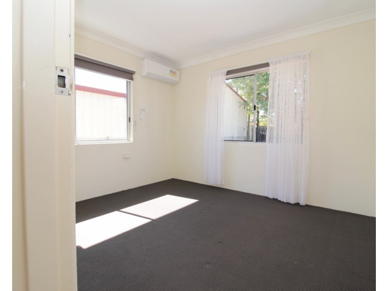 98 Anakie Street, Emerald QLD 4720