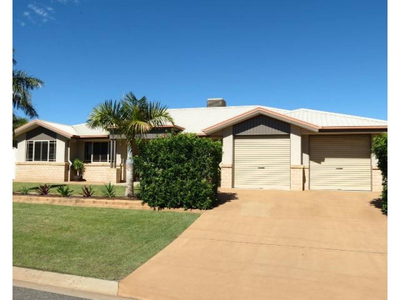 4 Callaghan Street, Emerald QLD 4720