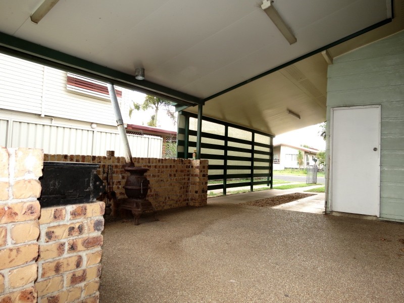 16 Centenary Drive, Emerald QLD 4720