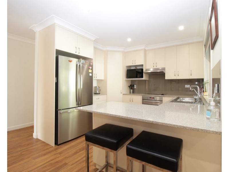 4 Hass Place, Emerald QLD 4720