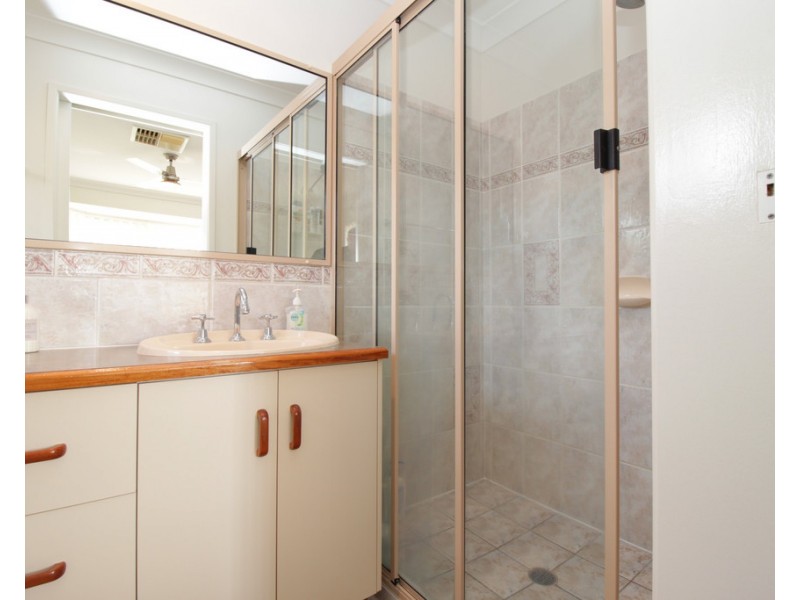 4 Hass Place, Emerald QLD 4720