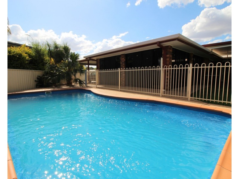 4 Hass Place, Emerald QLD 4720