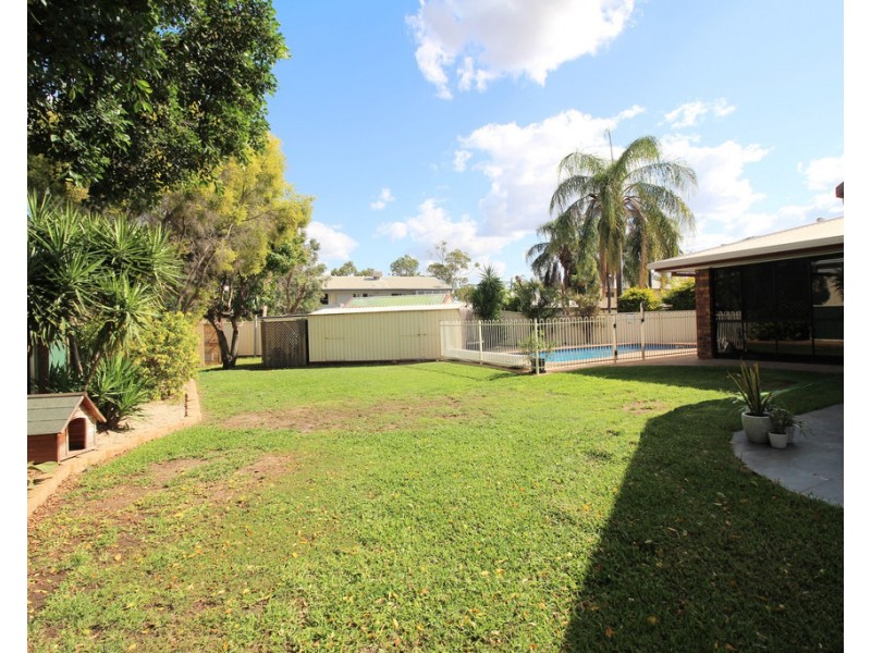 4 Hass Place, Emerald QLD 4720