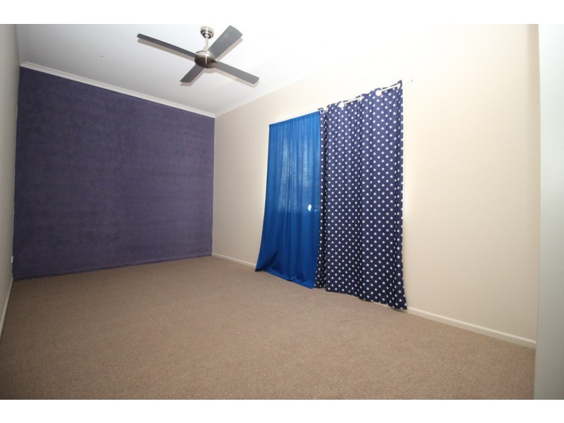 21 Park Avenue, Emerald QLD 4720