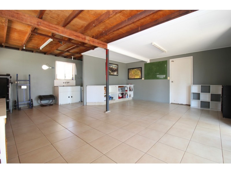 21 Park Avenue, Emerald QLD 4720