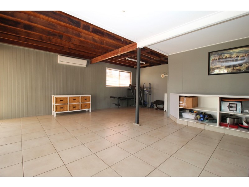 21 Park Avenue, Emerald QLD 4720