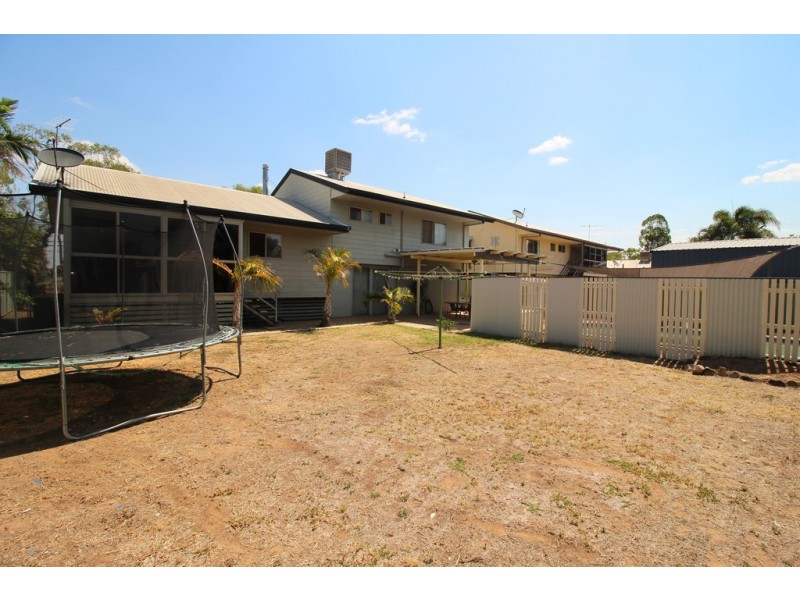 21 Park Avenue, Emerald QLD 4720
