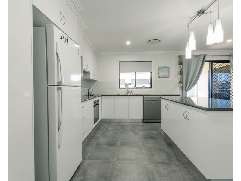 20 Maranda Street, Emerald QLD 4720