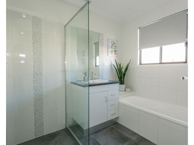 20 Maranda Street, Emerald QLD 4720