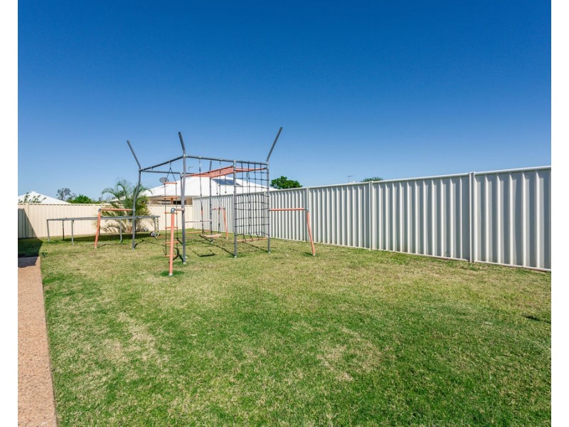 20 Maranda Street, Emerald QLD 4720