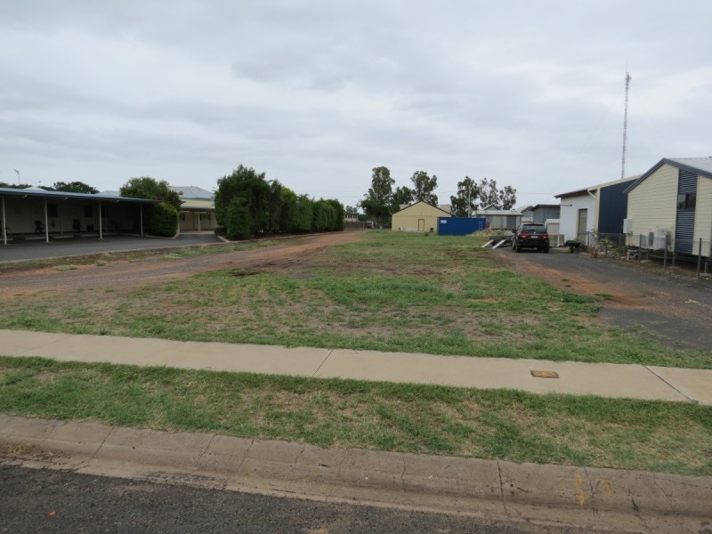 59 Peak Downs Street, Capella QLD 4723