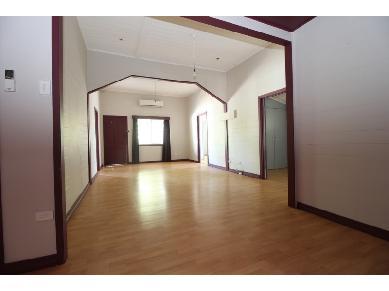 47 Theresa Street, Emerald QLD 4720